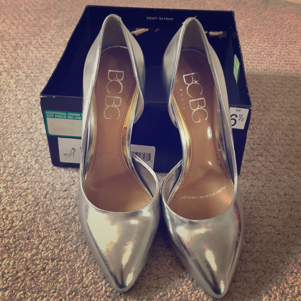 BCBG metallic silver pumps.